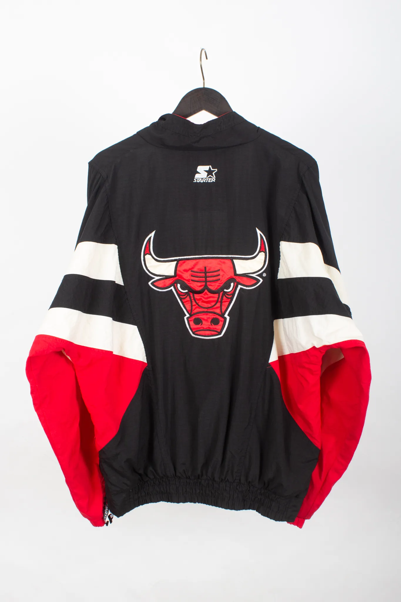 90's NBA Chicago Bulls Starter Jacket | Poorboy Boutique Hull