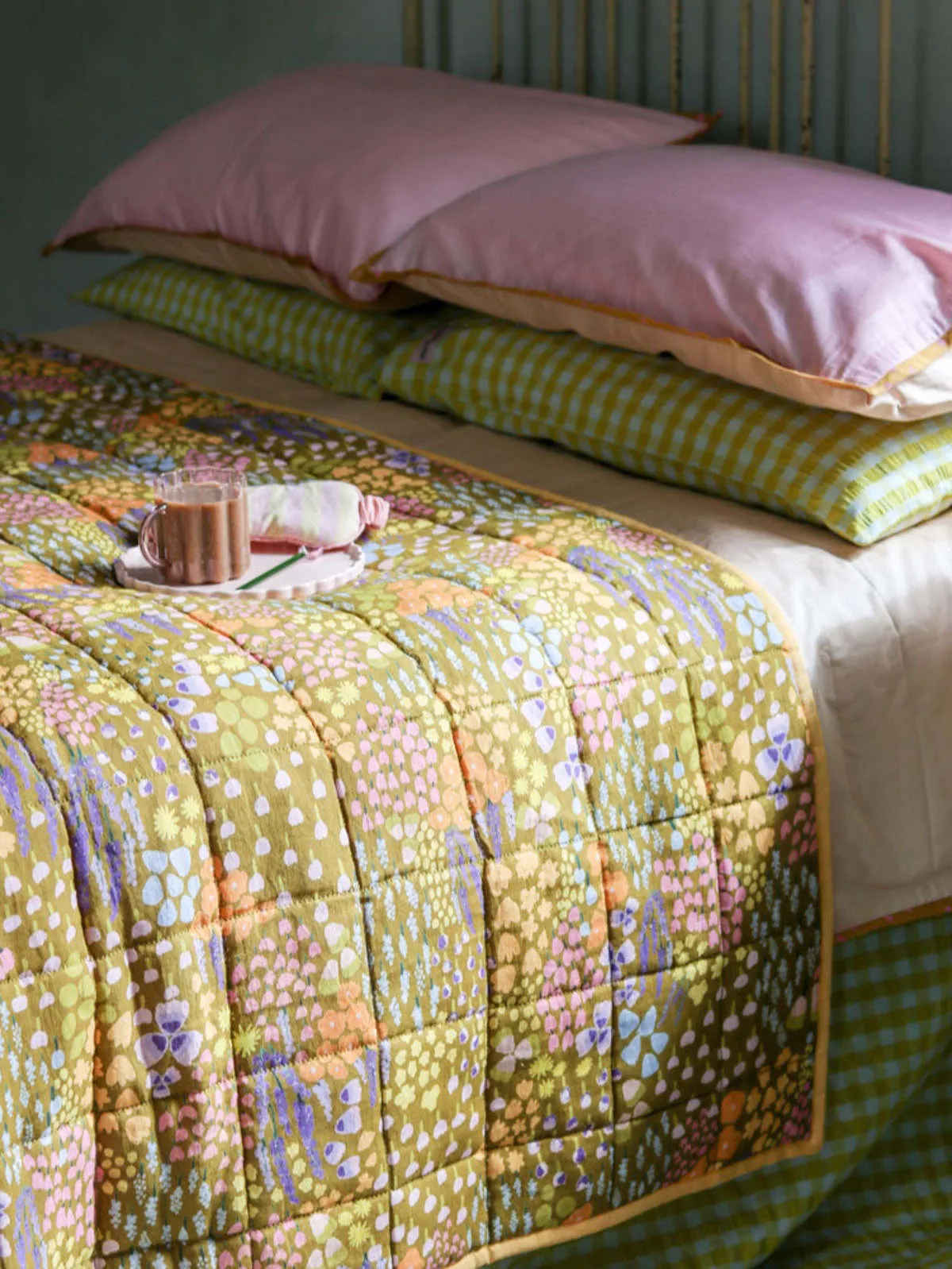 Citrus Seersucker Standard Pillowcase Set