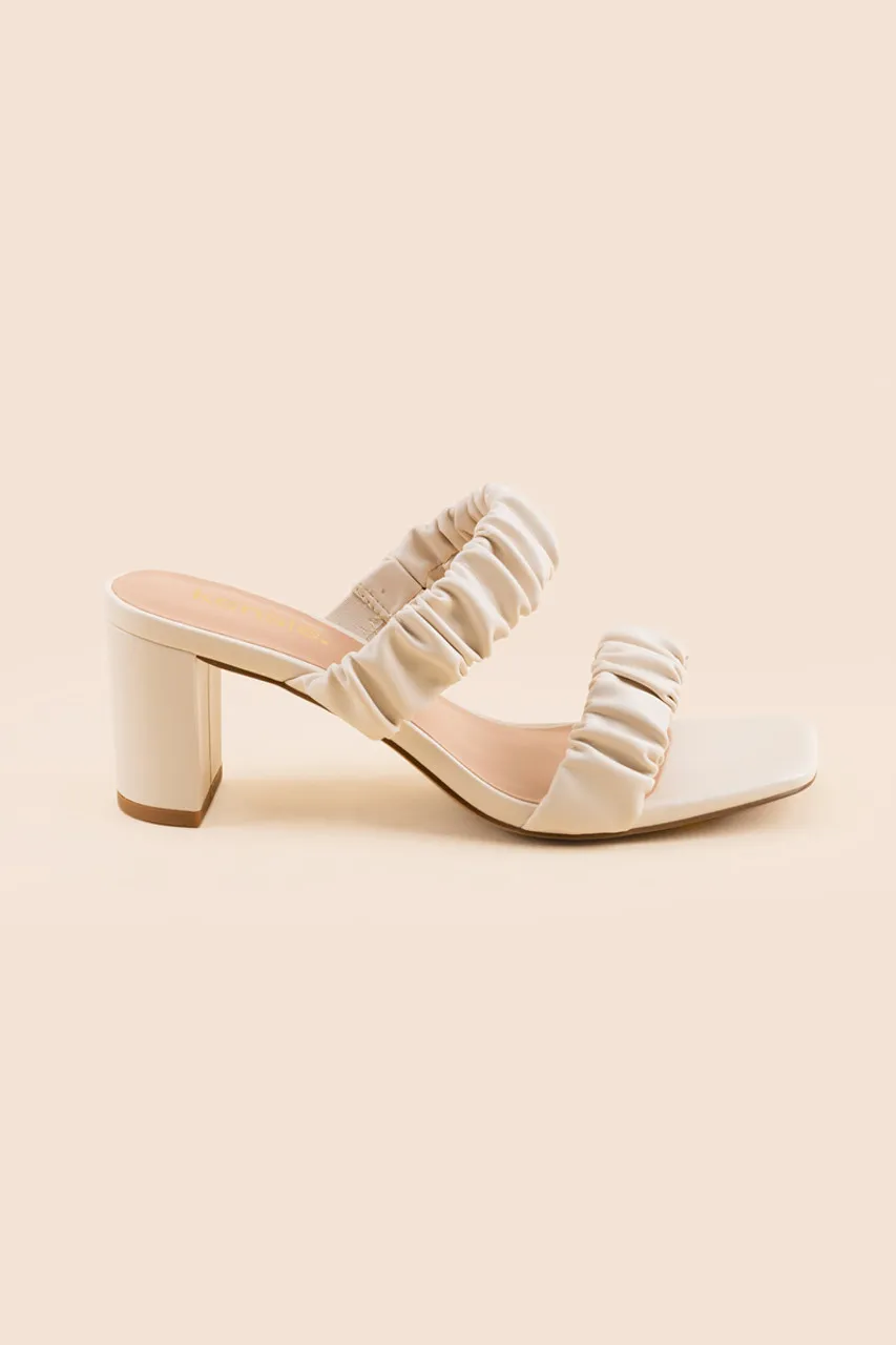 Kensie Kamilah Scrunchie Band Mules in Ivory