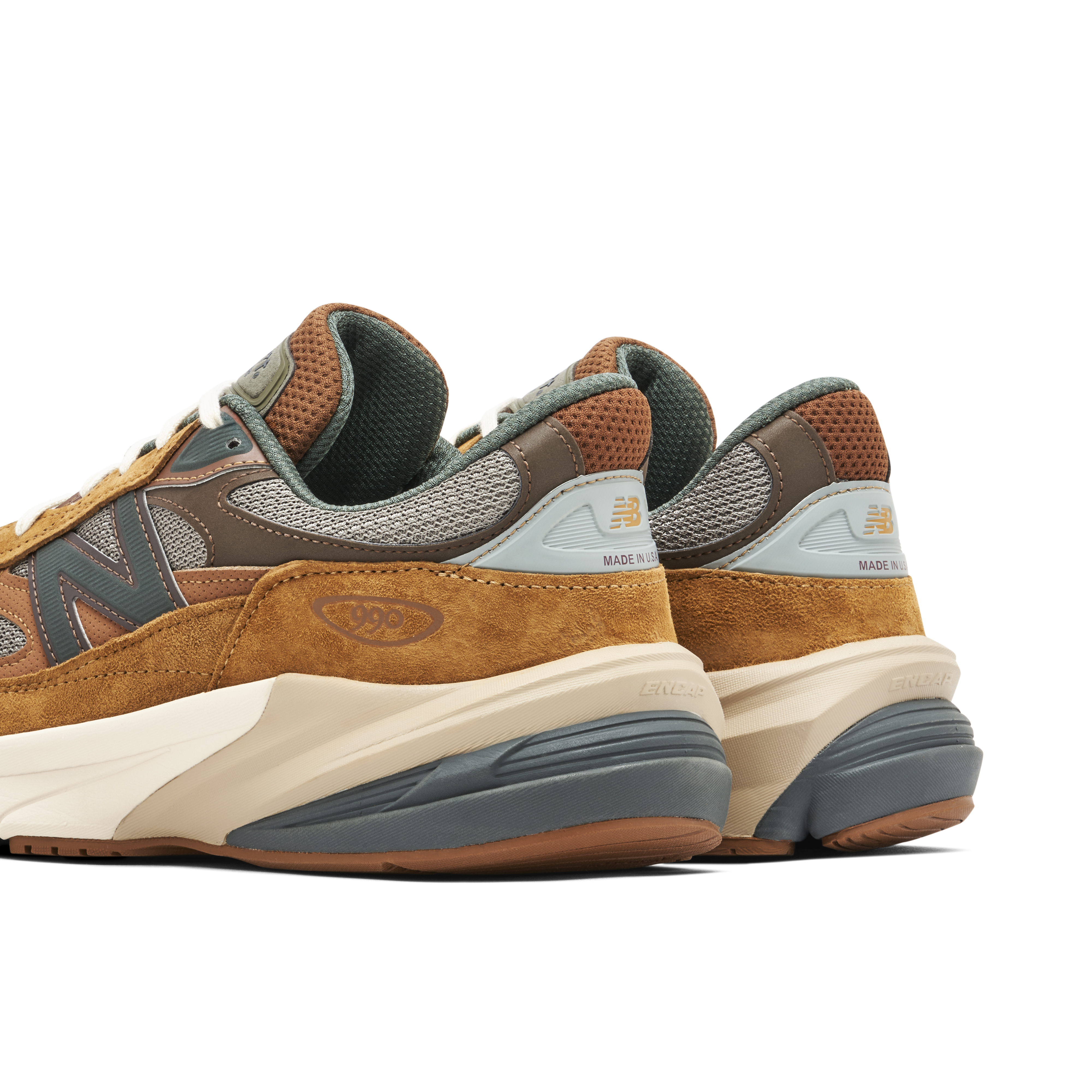 New Balance 990v6 x Carhartt WIP Sculpture Center | M990CH6 | Laced