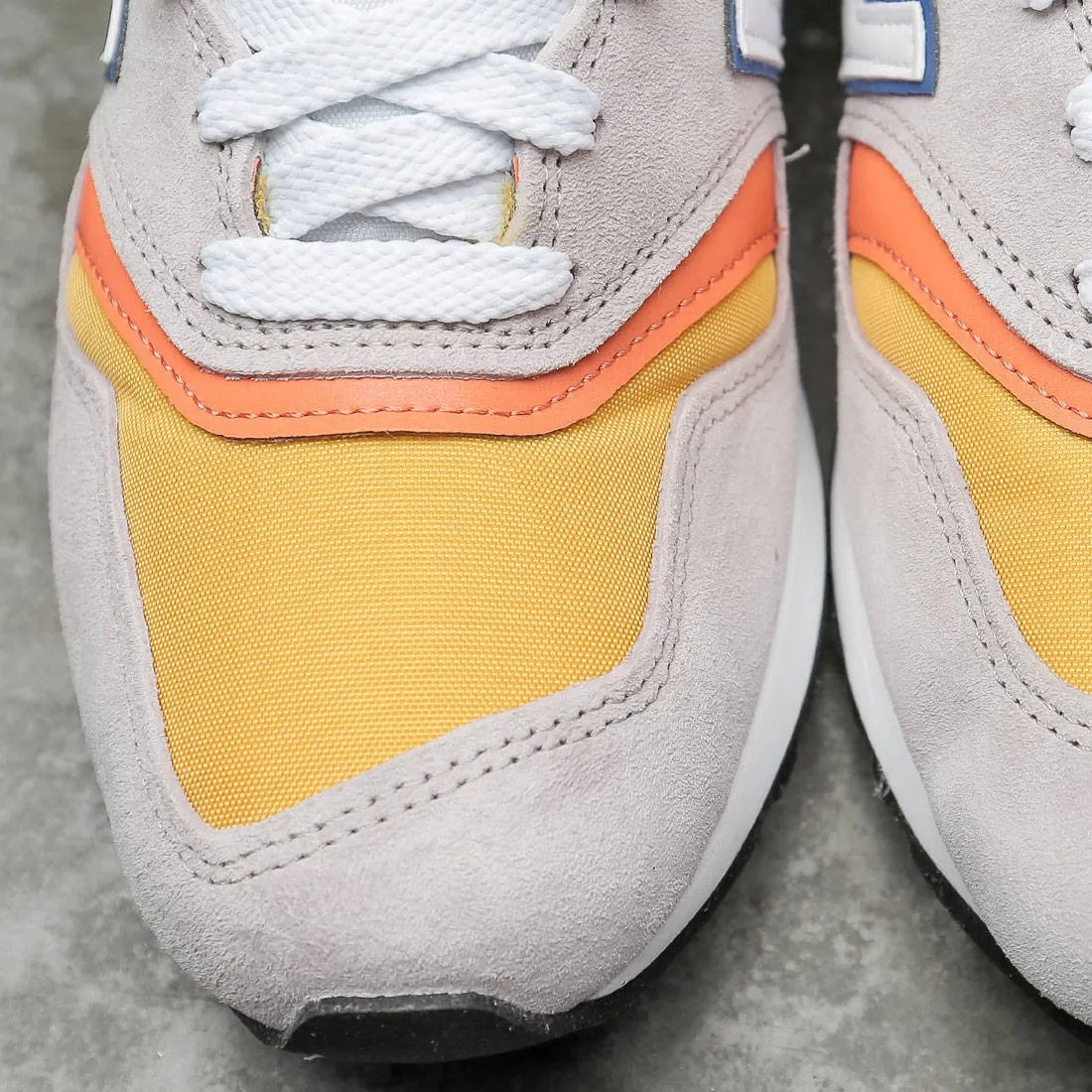 New Balance Men 997 M997PT - Made In USA (gray / orange)