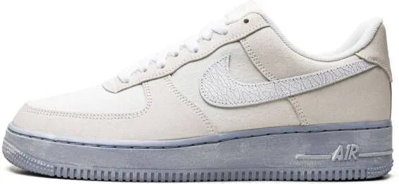 Nike Air Force 1 Low Emb 