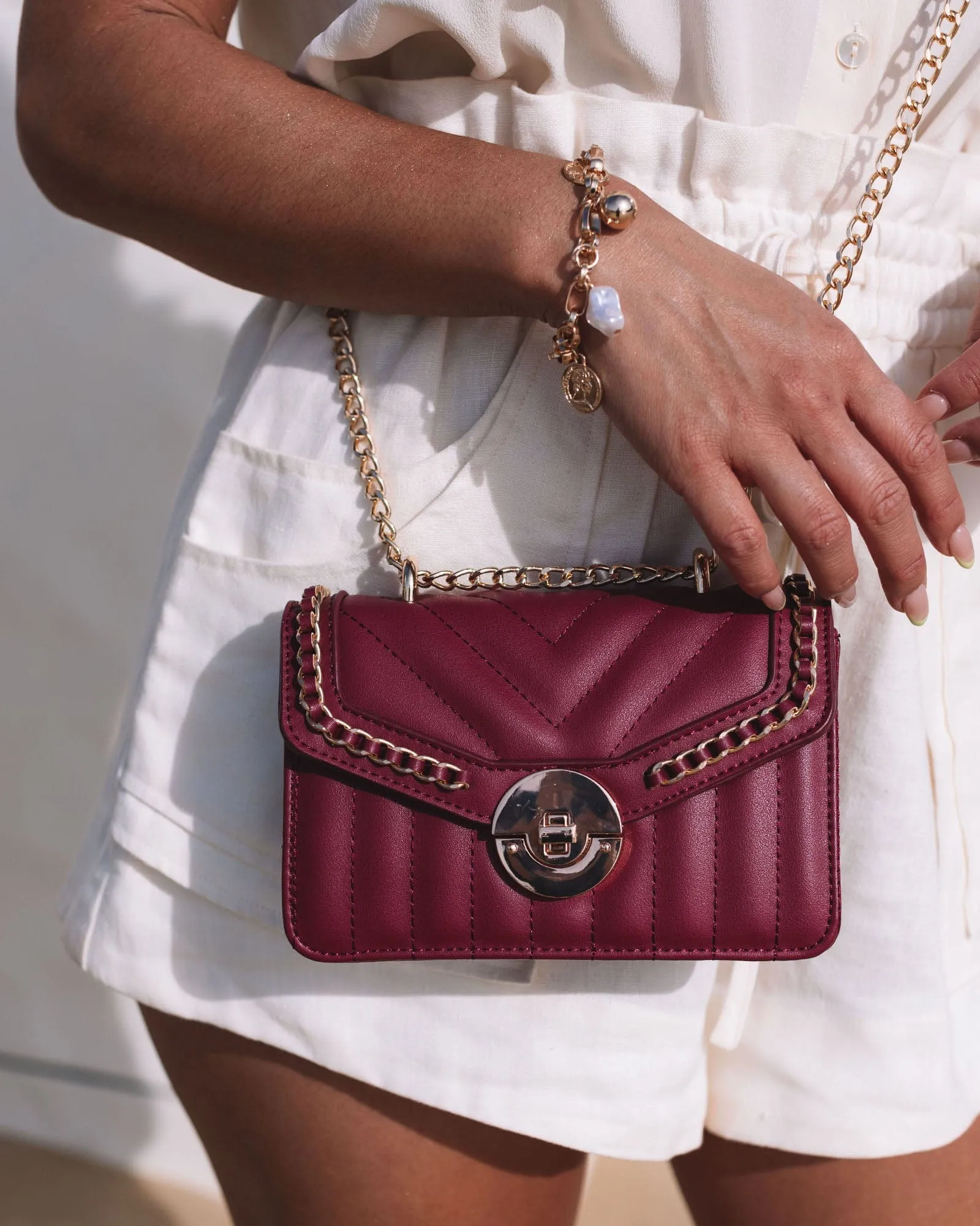 Red Ranillda Chain Crossbody Bag