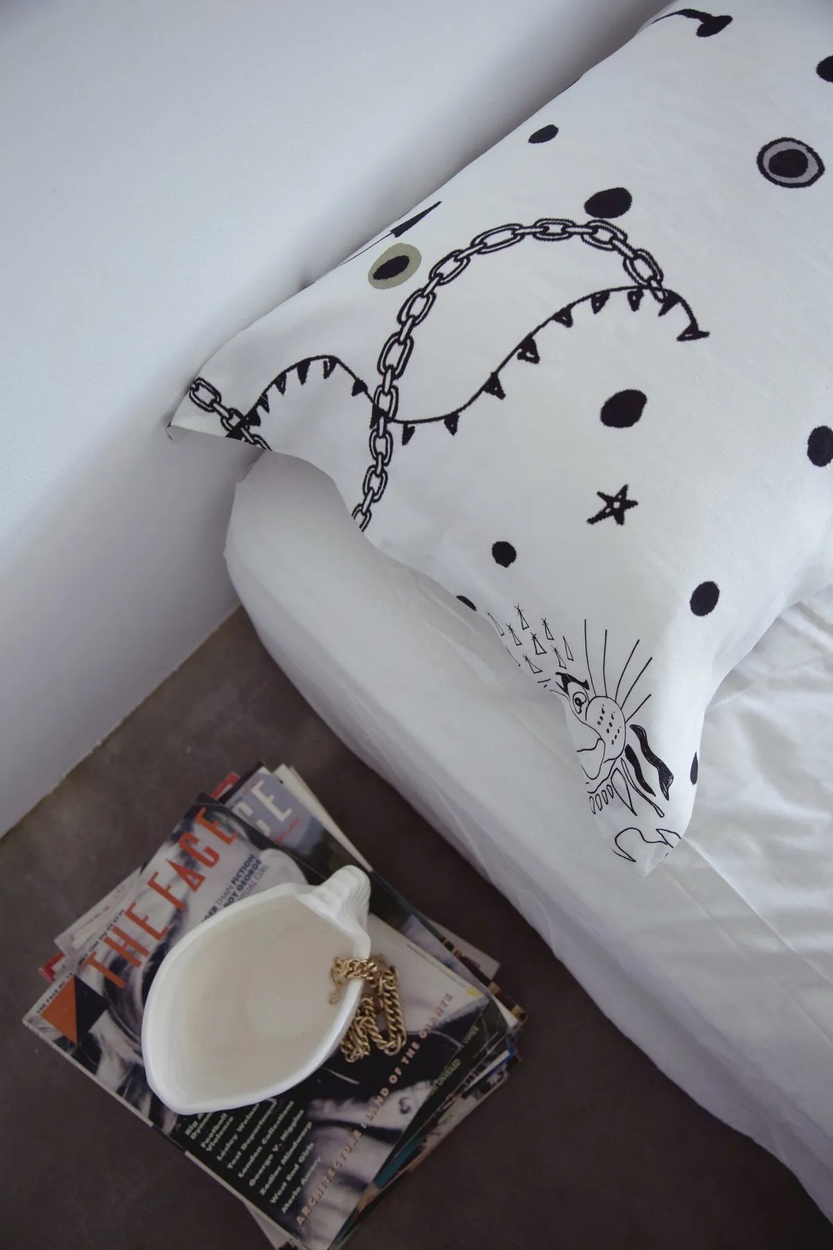 Syndicate Pillowcase Set - White