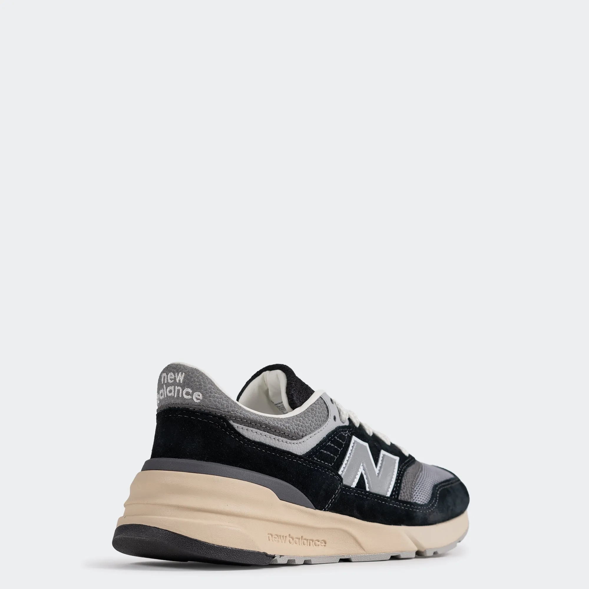 Unisex New Balance 997R Shoes Black