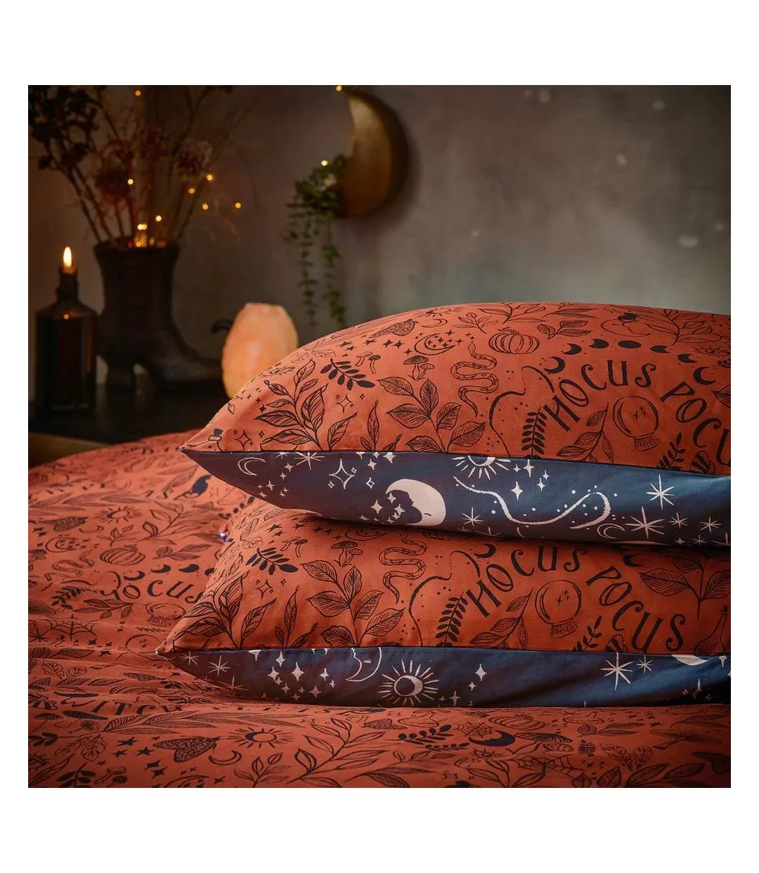 Witchy vibes reversible duvet cover set rust Furn