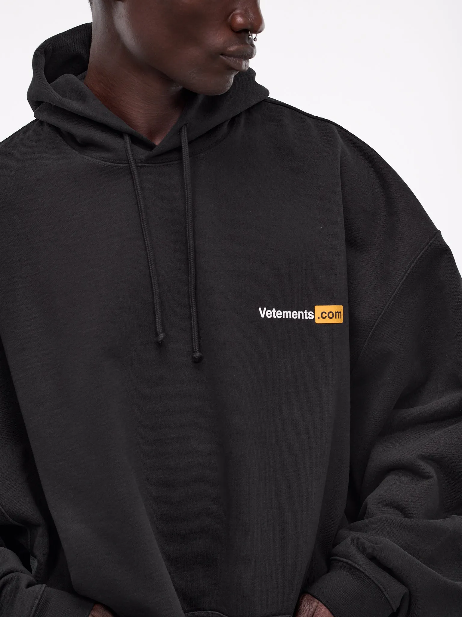 XXX Logo Hoodie (UA65HD310B-BLACK)